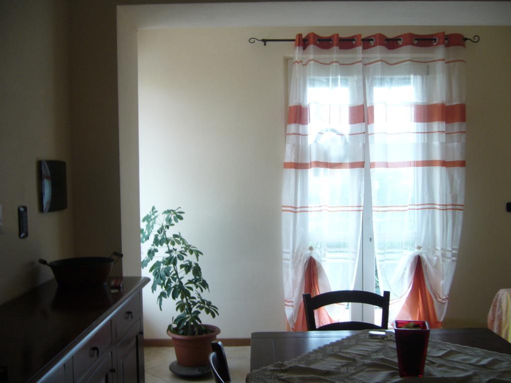 Appartamenti Ca'Melia Sarzana Zimmer foto