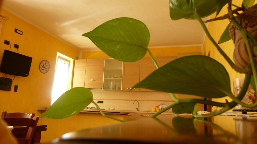 Appartamenti Ca'Melia Sarzana Zimmer foto